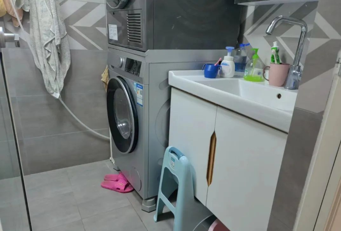 天河北总价668万 | 中怡城市花园，69平，满五*、学位不占用、看房方便！