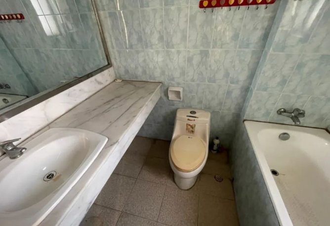 天河北总价880万 | 名雅苑，134平，过五年*、产权清晰、无贷款！