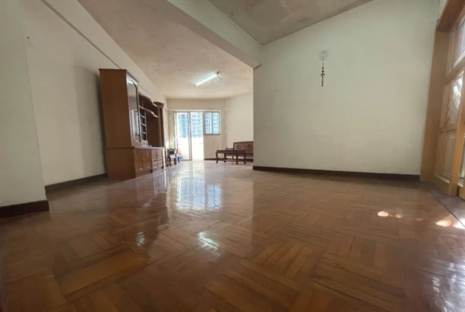 天河北总价880万 | 名雅苑，134平，过五年*、产权清晰、无贷款！