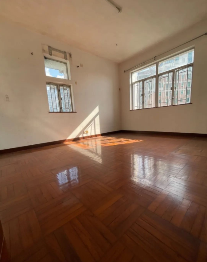 天河北总价880万 | 名雅苑，134平，过五年*、产权清晰、无贷款！