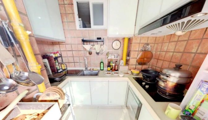 天河北总价440万 |  金穗大厦，95平，满五*、税费少、诚心出售！