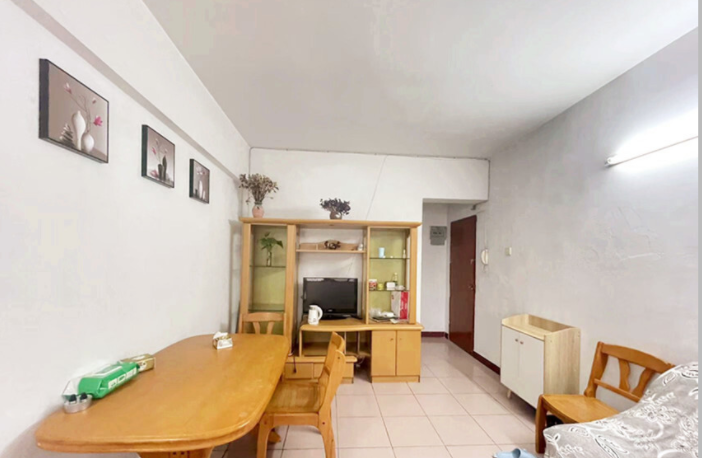 天河北总价370两房 | 天雅阁，70平两房，厅出大阳台、采光超好、诚心出售