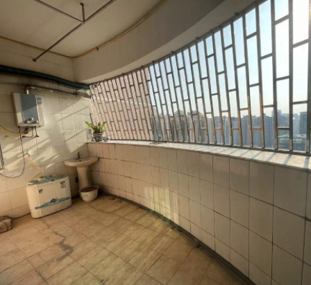 天河北总价550两房| 瑞华大厦，96平两房，产权清晰、无抵押、诚心出售