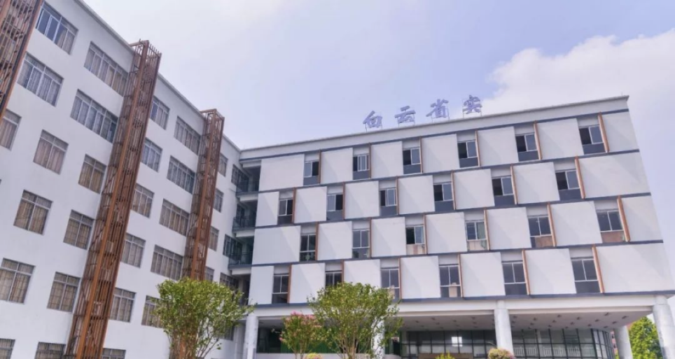 *期36万，入住白云新城合景朗云花园！