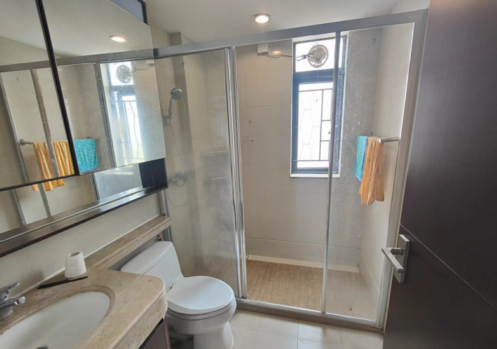 天河北总价1200万三房 |  保利中宇广场，97平三房，东南向、急售！