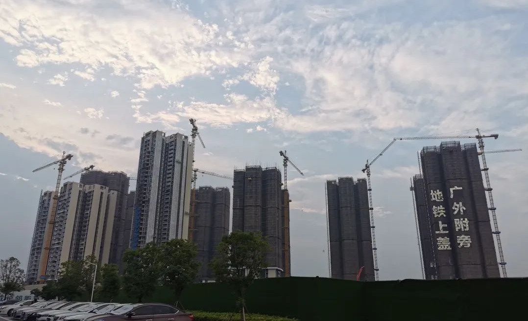 番禺越秀星寰TOD总价396万，值不值得买？