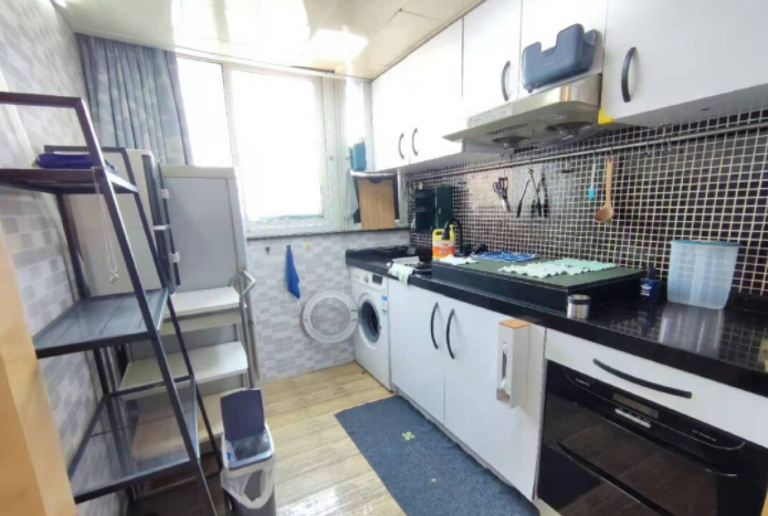 天河北总价350万| 瑞华大厦，61平，厅出阳台、装修保养好