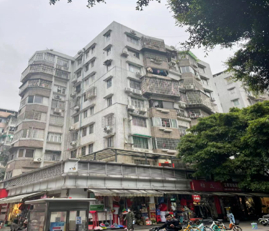 天河北板块侨怡苑、原装电梯高层，105平方3房2卫，仅售730万，华阳本部小学学位