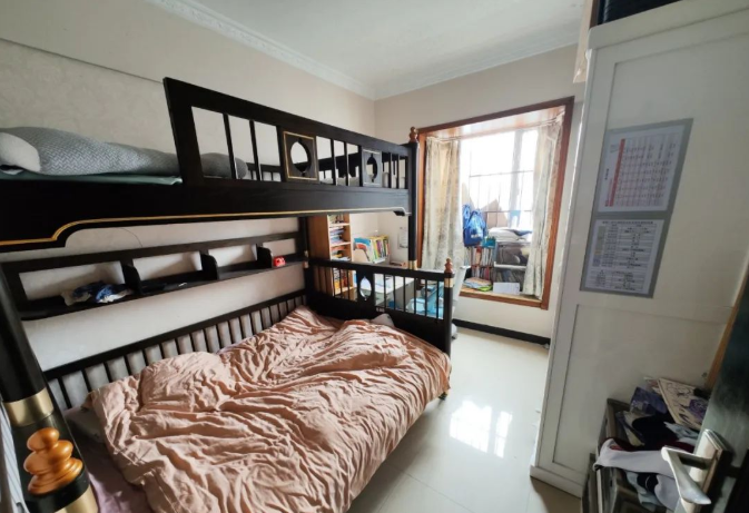 天河北总价1050万 | 侨林苑，114平，过五年*、产权清晰、无贷款！