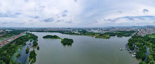 白云湖*低总价232万，买中建星光城精装三房！