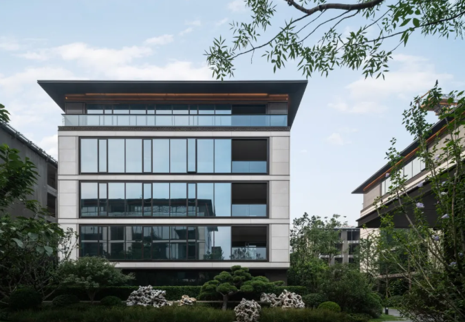 广州白云珠光云山壹号，214方山居大平层1520万！