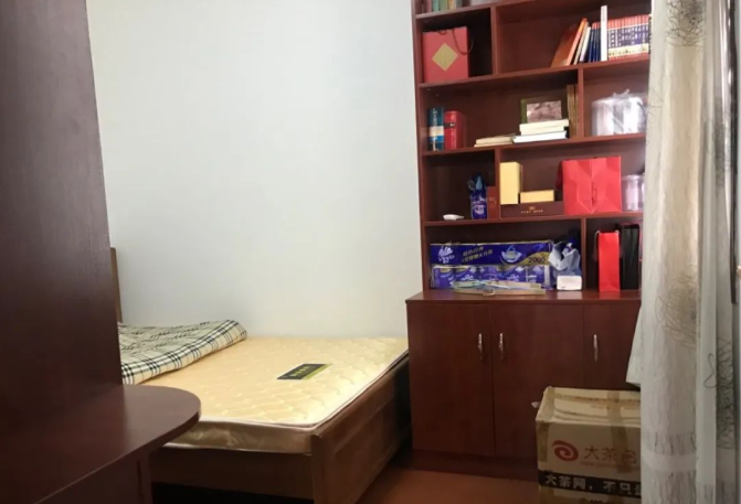 天河北总价1500万 | 金碧翡翠华庭，161平，满五年、学位不占用，诚心出售！