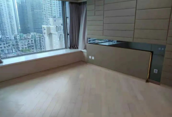 天河北总价2100万 | 峻林，139平，户型方正、采光通风良好、居住适宜！