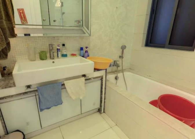 天河北总价1850万 | 瑞安创逸，198平，满五*、户型方正、业主急售！