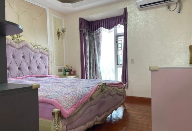 天河北总价2298万 | 伊顿18，203平，厅出阳台、南北对流、通风采光非常好！