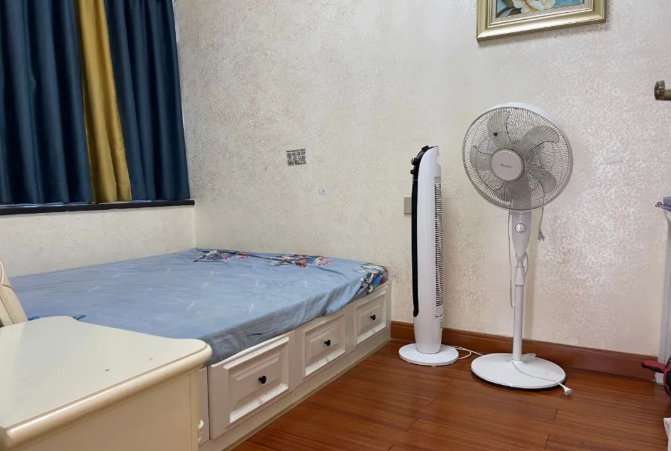 天河北总价2298万 | 伊顿18，203平，厅出阳台、南北对流、通风采光非常好！