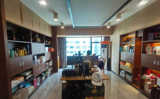 天河北总价1018万 | 天誉花园，150平，南向大三房、无抵押、诚心出售！