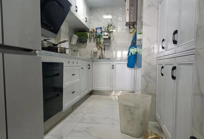 天河北总价1260万 | 伊顿18，124平三房，厅出阳台、高层视野好！