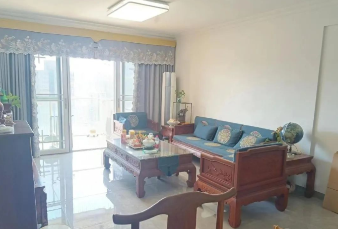 天河北总价1260万 | 伊顿18，124平三房，厅出阳台、高层视野好！