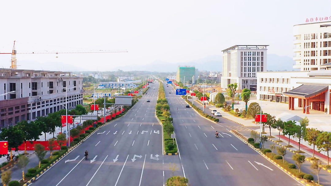 十年城市建设内优外拓南雄城区美如画