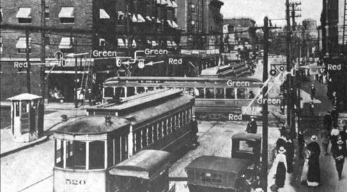 交通信号灯运行原理_交通信号灯的工作原理_交通信号灯由什么组成