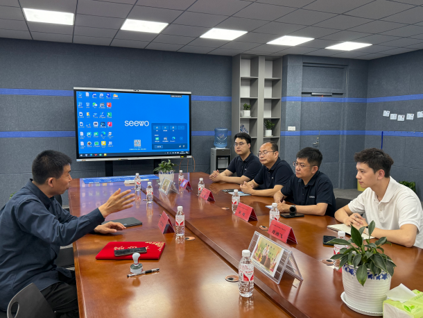 郑州航空港区科技一街小学携手希沃共建人工智能教育示范校，探索“AI+教育”新范式