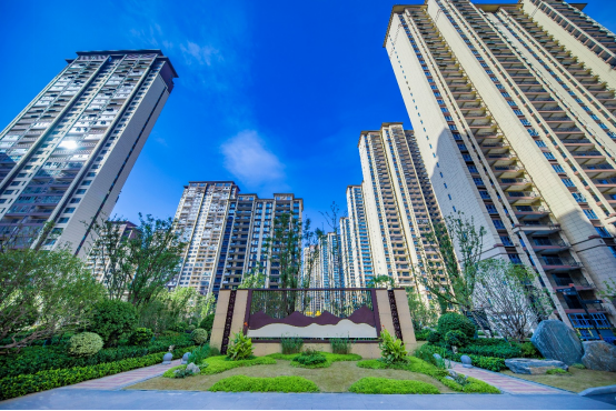 积极推进“保交付”，产品力成房企穿越周期关键