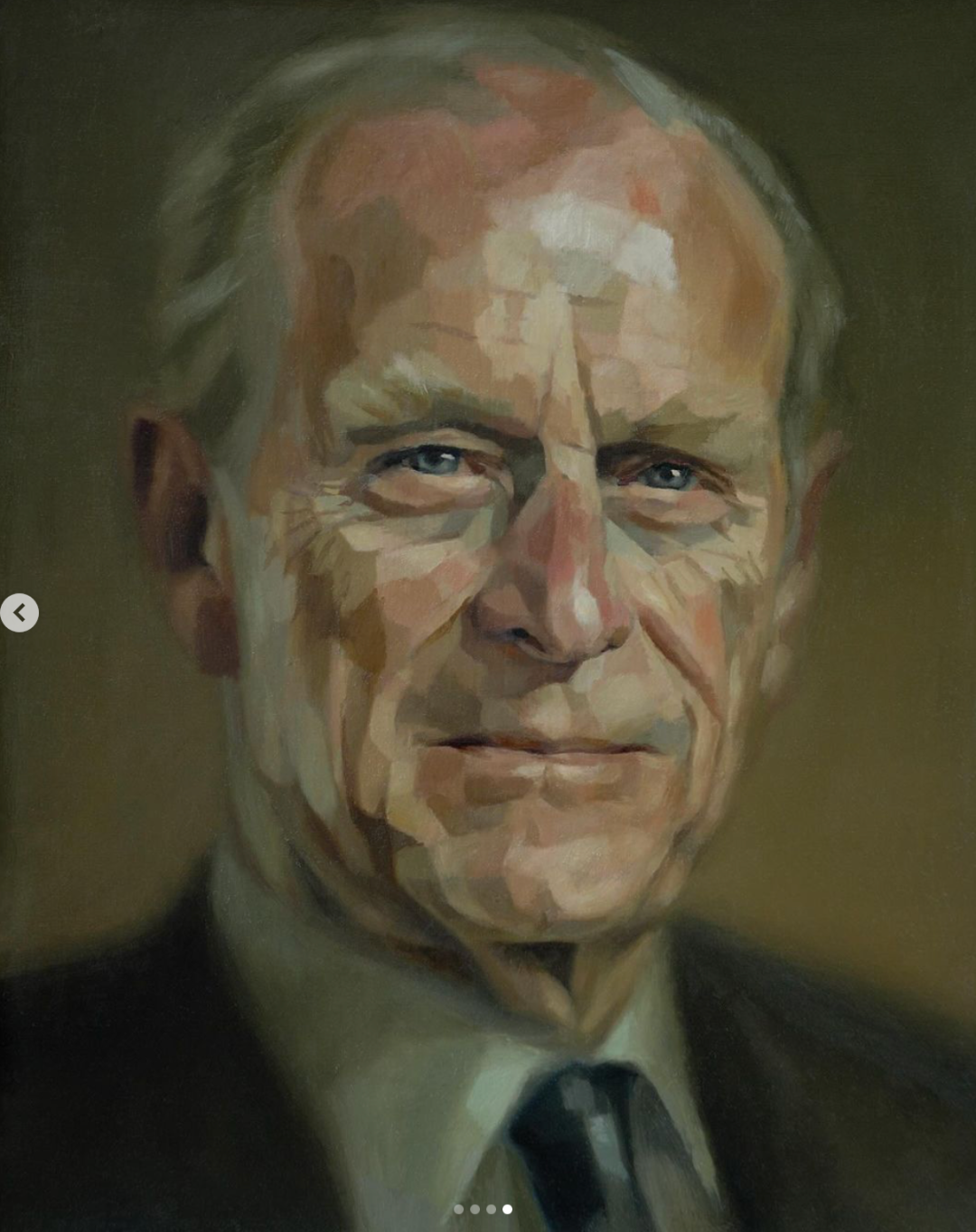 网友:搞不懂这颜色