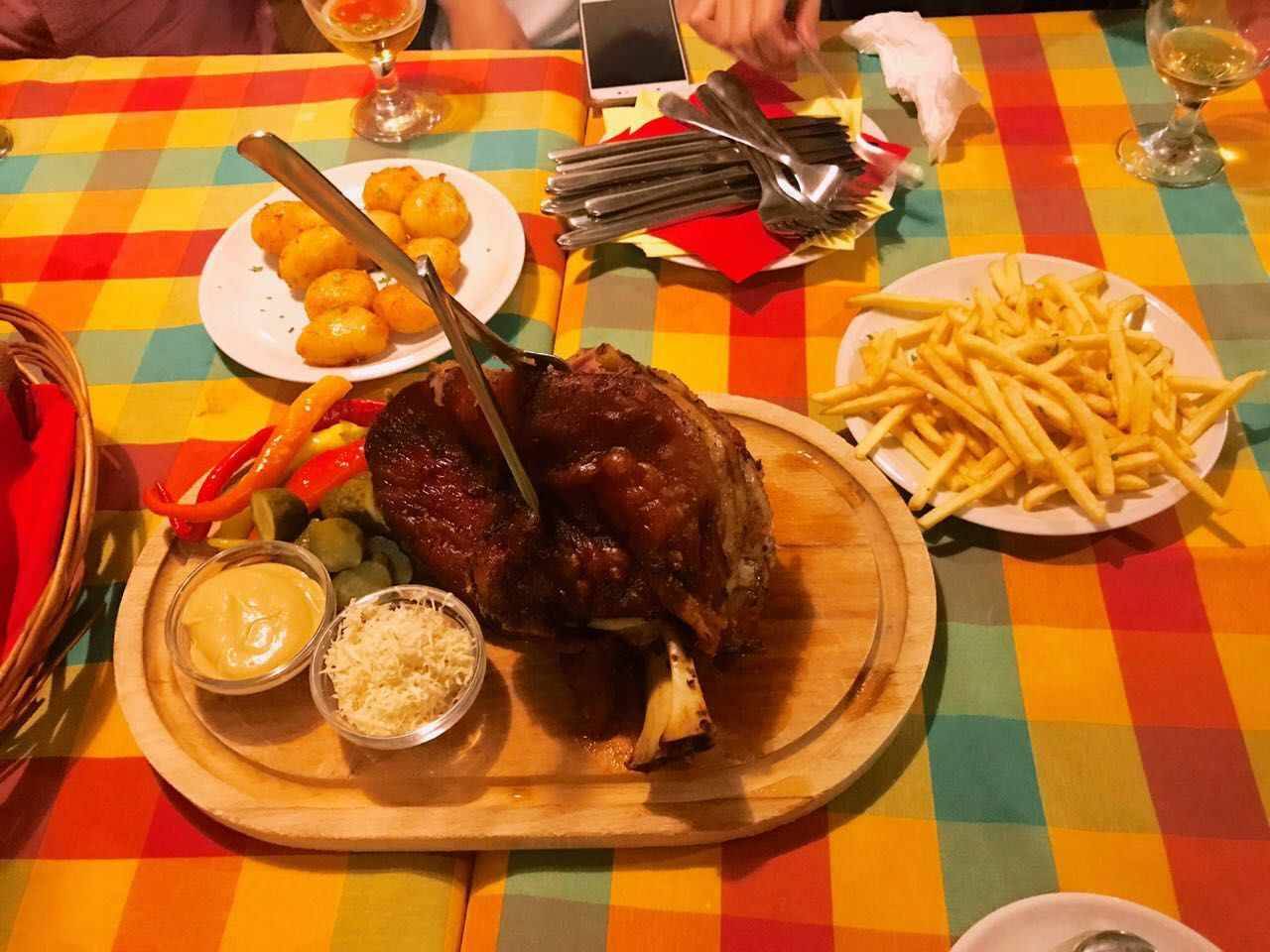 三亚学院与琼州学院_三亚学院是几本_明星学院喂本少是女生