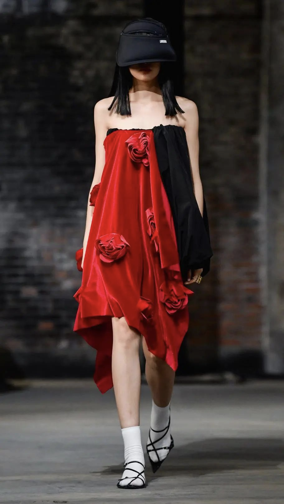 服装人必看,2023春夏十大流行色彩趋势!