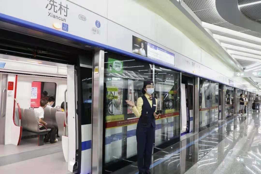 龙湖金地天峯，4.3万单价值不值得买？优缺点分析