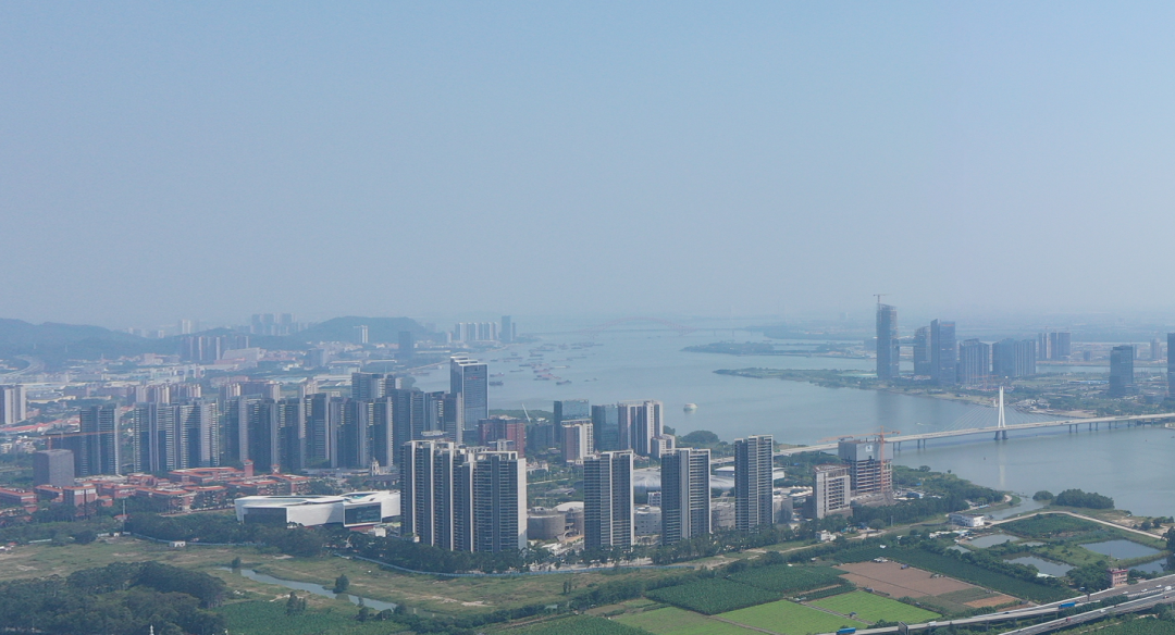 南沙在售建面140平以上的大平层有哪些？