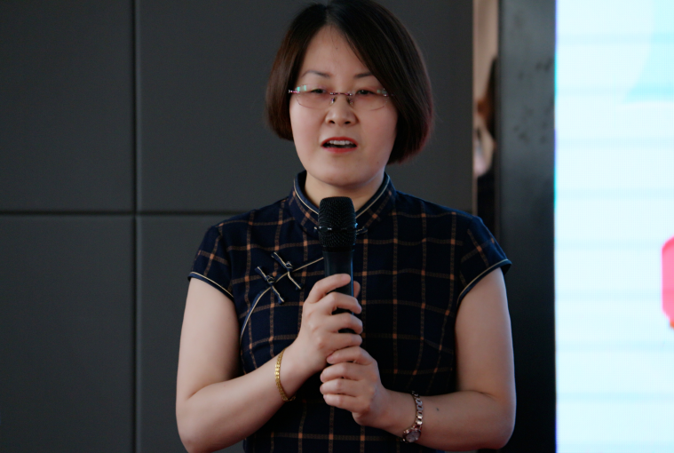 大学第一附属医院儿科主任宋桂华教授郑州大学第三附属医院姚梅玲教授