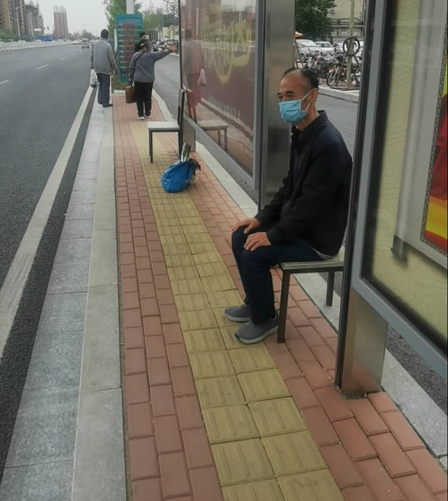 爱心座椅 背后的暖心故事