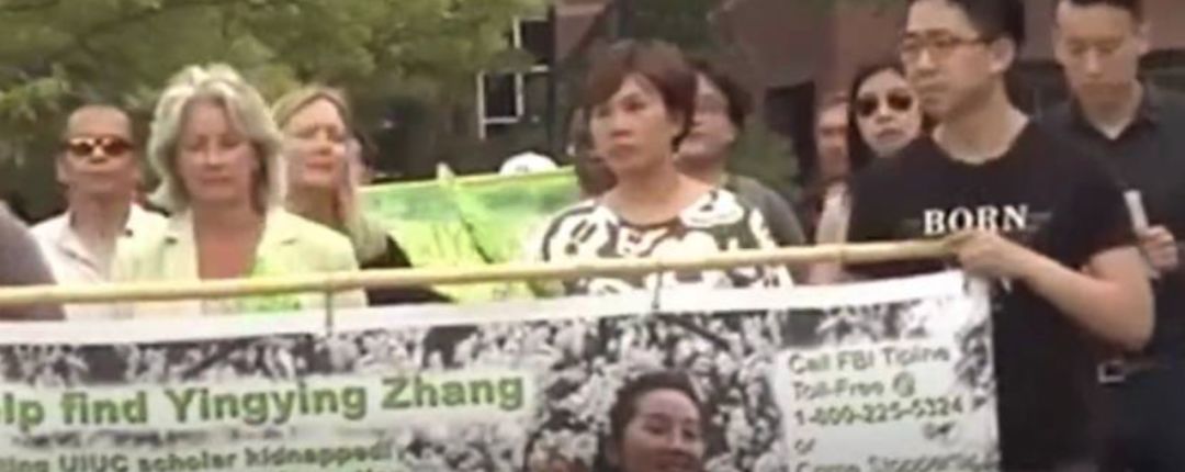 冷漠！华裔女子被白人当街追打，无人愿意伸手援助 - 21