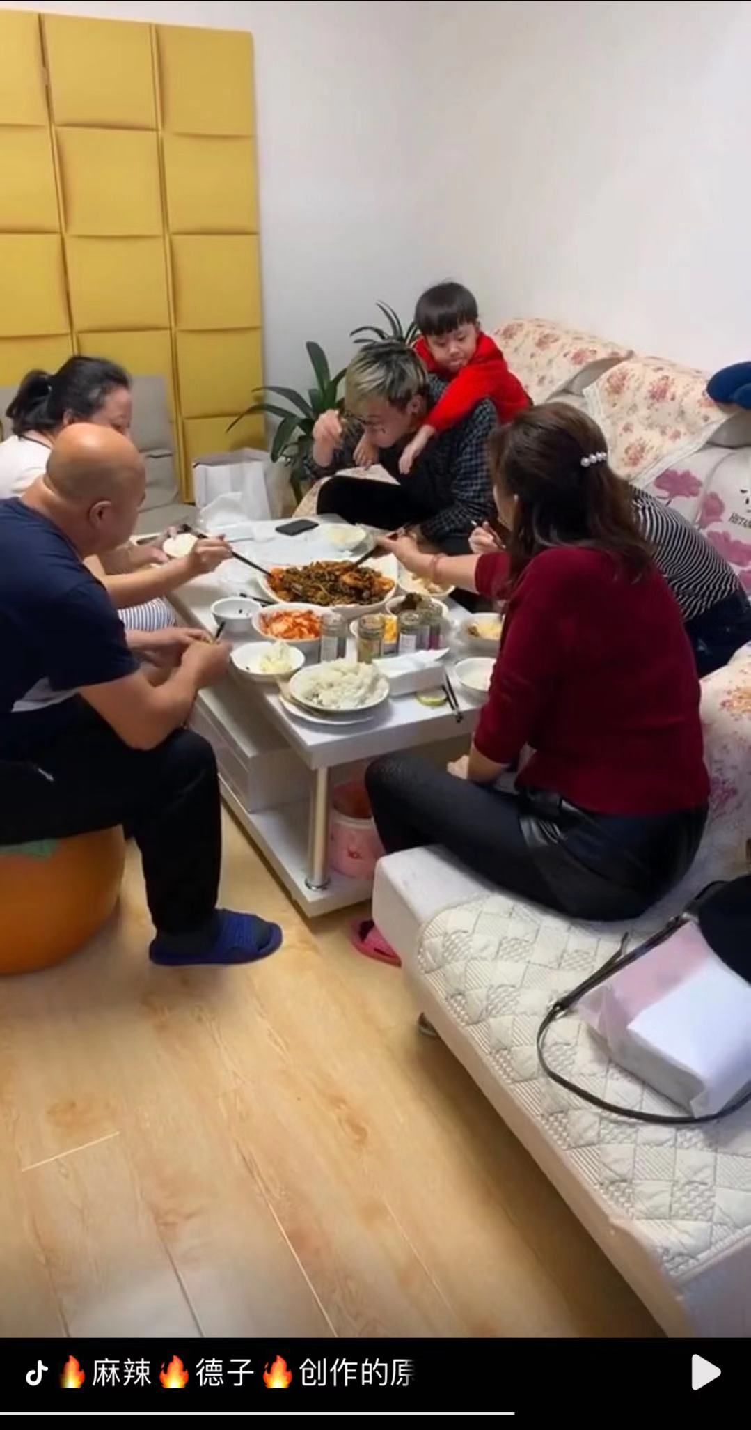 抖音英文歌曲红网2018版_网红歌曲英文2019抖音_网红歌曲2018抖音英文