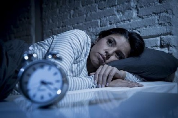 睡觉时总在凌晨3、4点醒来，一般暗示四大疾病，别忽视
