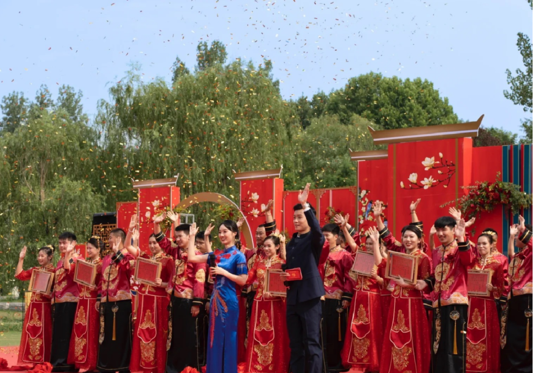 掌握浪漫密码的仙门山，邀您共赏十里红妆！