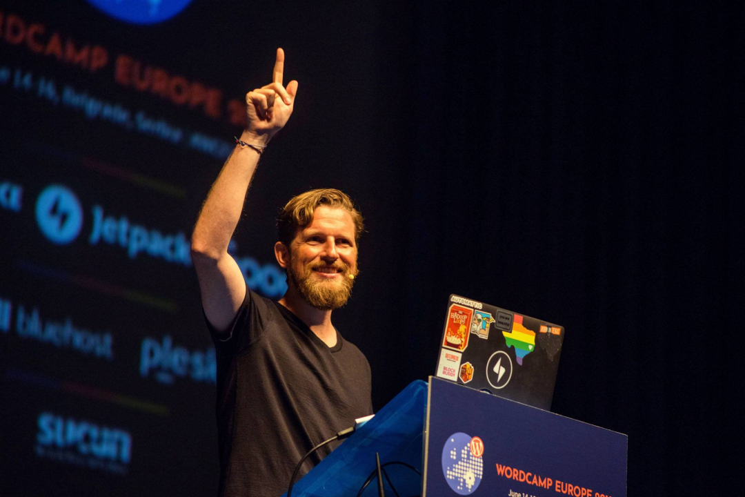 WordPress 已过时？创始人与新架构拥护者开战