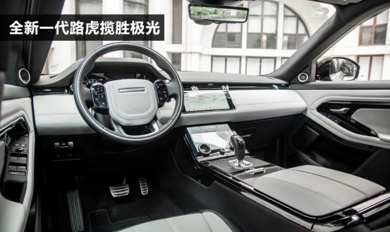 英德两大豪华中型SUV大PK！全新极光和奔驰GLC L哪款值得买？