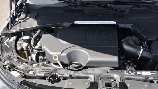 英德两大豪华中型SUV大PK！全新极光和奔驰GLC L哪款值得买？