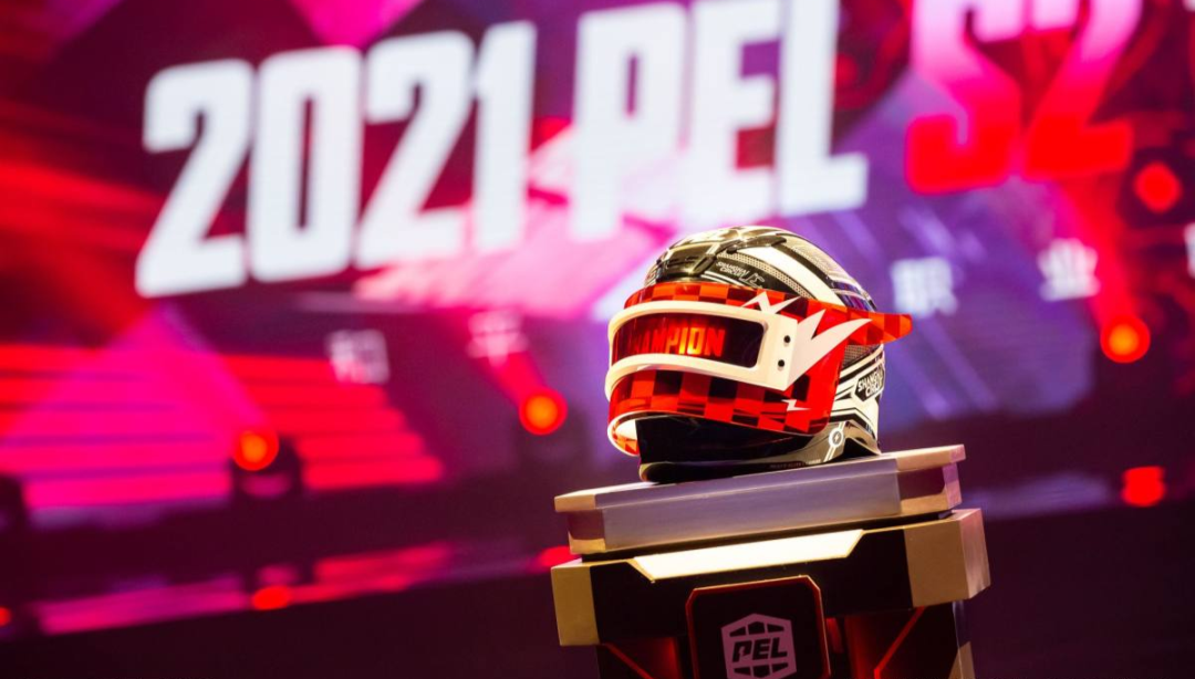 天花板装镜子什么梗浴室装把手【暗区突围免费透视】