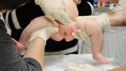 化验大便怎么采集宝宝腹泻，家长如何居家采集大便标本？这几点一定要注意！_https://www.jmylbn.com_新闻资讯_第5张