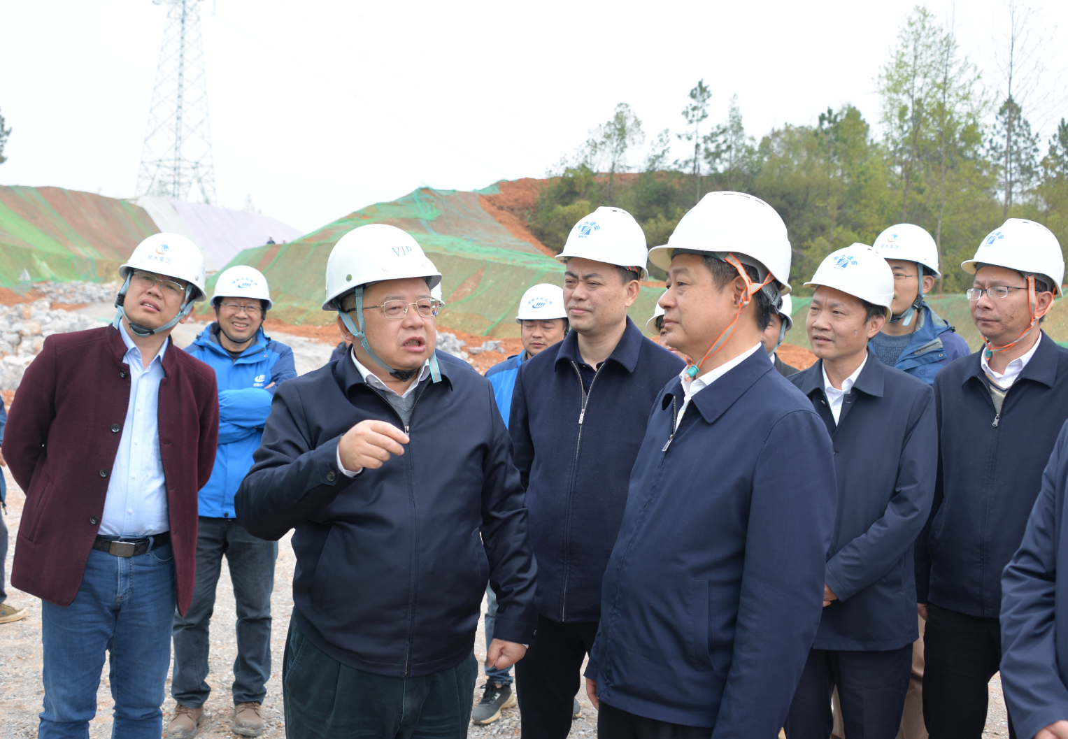 严华在市区调研重点项目建设工作_邵阳头条网