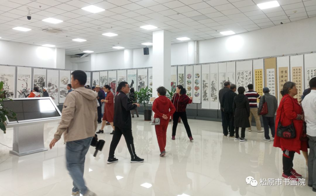 吉林省松原市老干部书画大赛开幕 吉林省松原市老干部书画大赛开幕