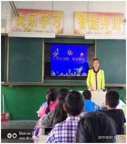 麟游县镇头小学组织开展校园安全大排查！
