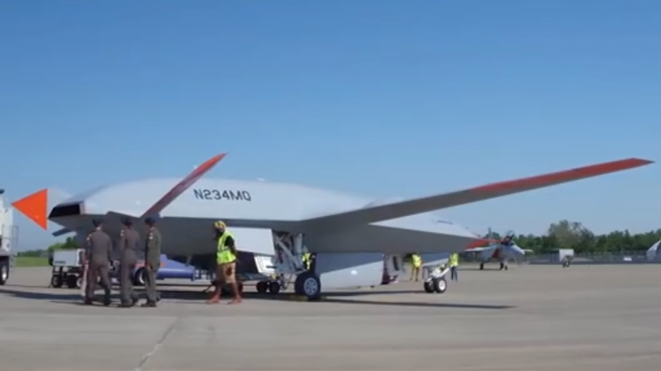 美军首次无人机空中加油的图2