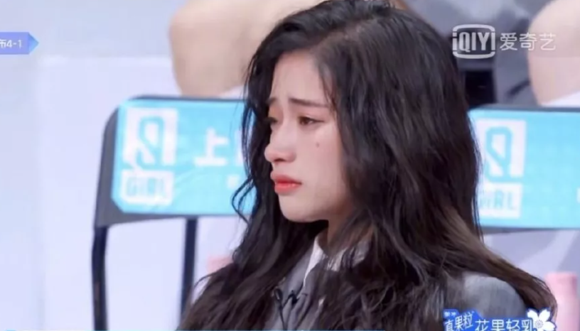【美女】被全民吐槽照骗+绿茶，一年后竟靠脸美上热搜？网友：去哪换头了（组图） - 29