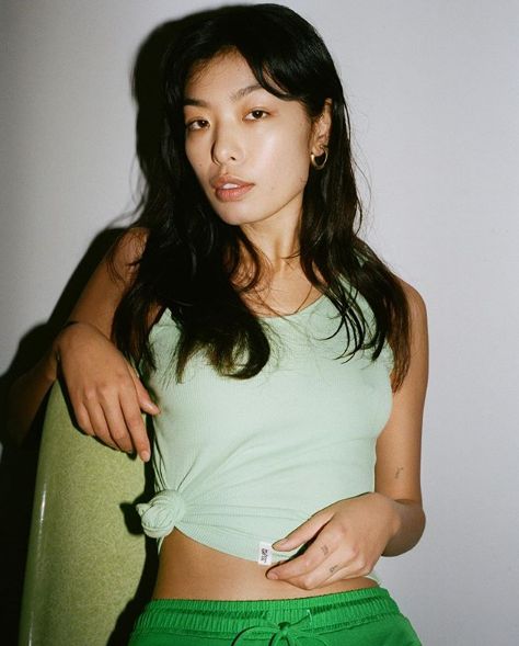 為什麼平胸的美麗這麼多人追捧？看這些品牌就知道了。