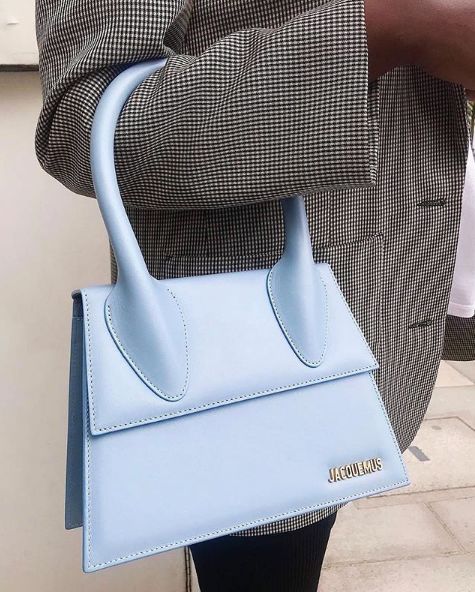 解鎖夏季穿搭新思路，這裡有一份時髦色彩教科書